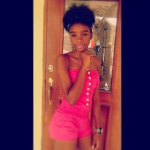 Meet your Posher, Sachelle